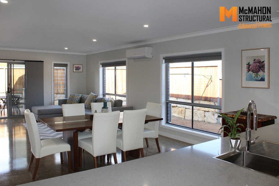 Townhouses Unit A Coolibah Drive, Inverell NSW - Multi Award Winning Home