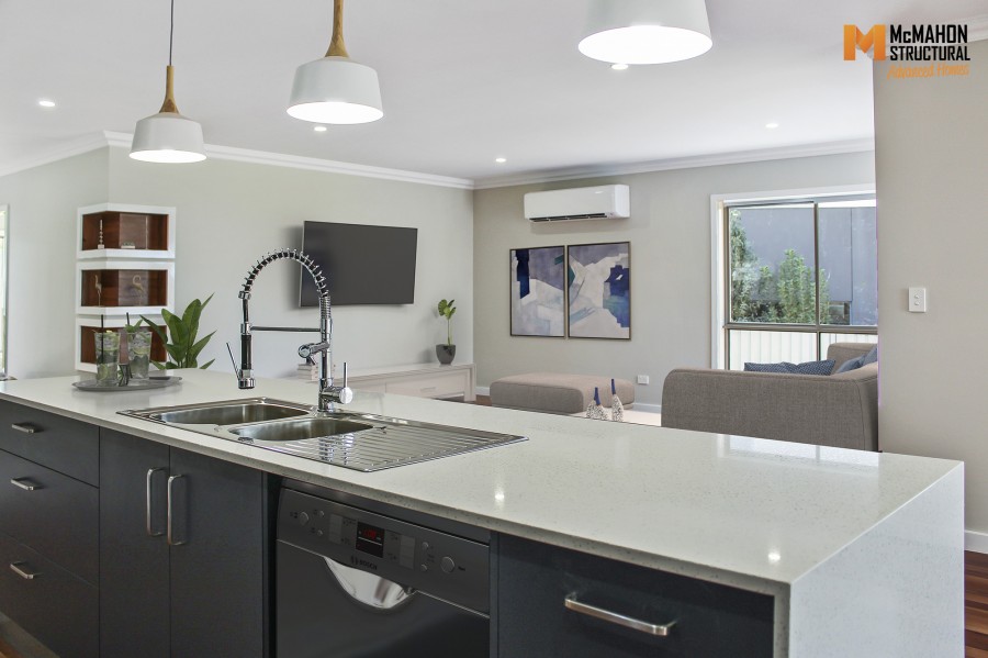 Stainfield Drive, Inverell NSW