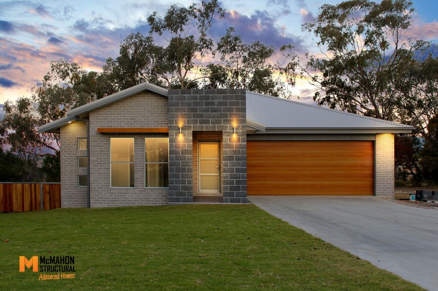 Stainfield Drive, Inverell NSW