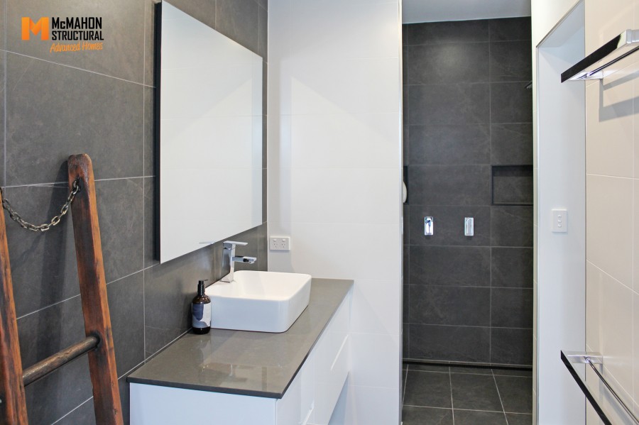 Vincent Place, Inverell 