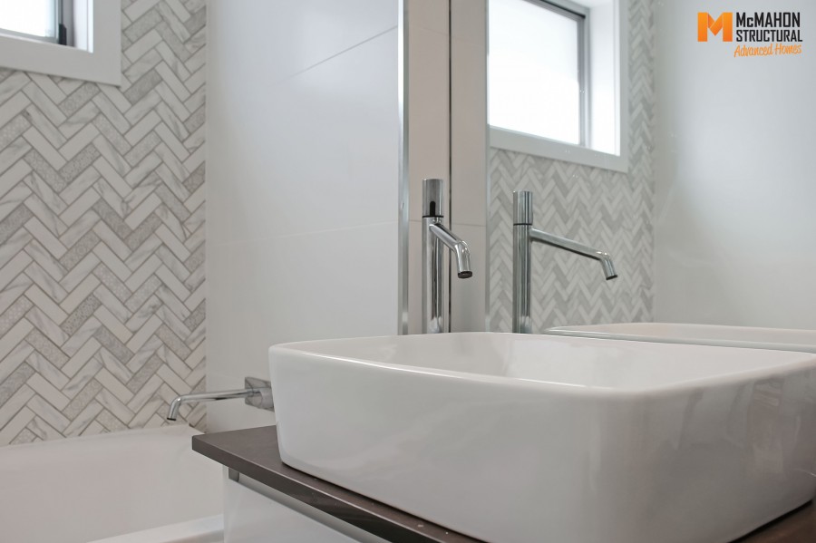 Townhouses Unit B Coolibah Drive, Inverell NSW - Multi Award Winning Home