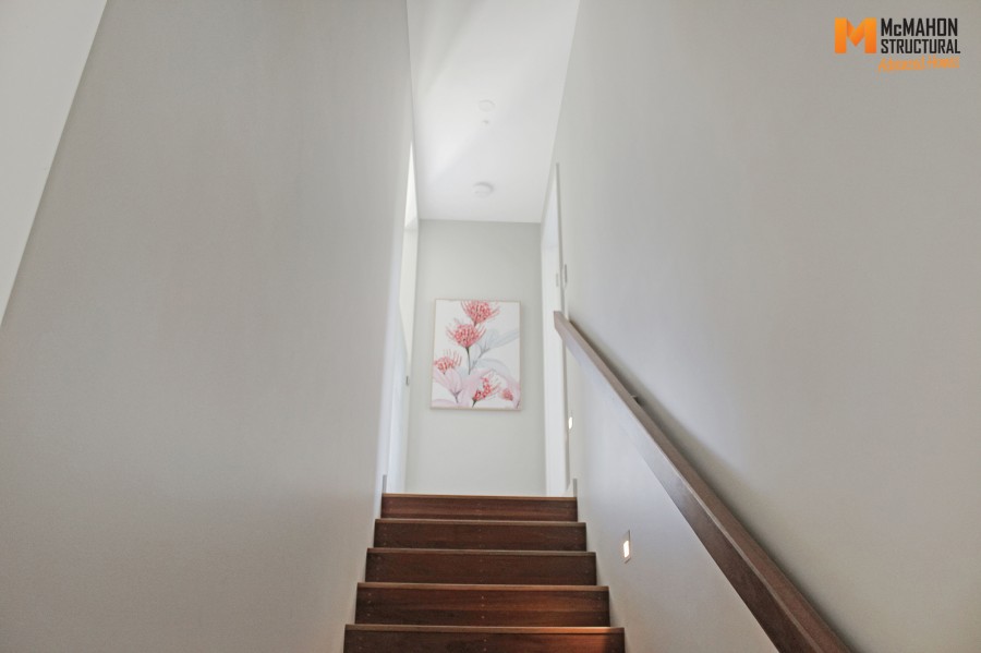 Townhouses Unit B Coolibah Drive, Inverell NSW - Multi Award Winning Home
