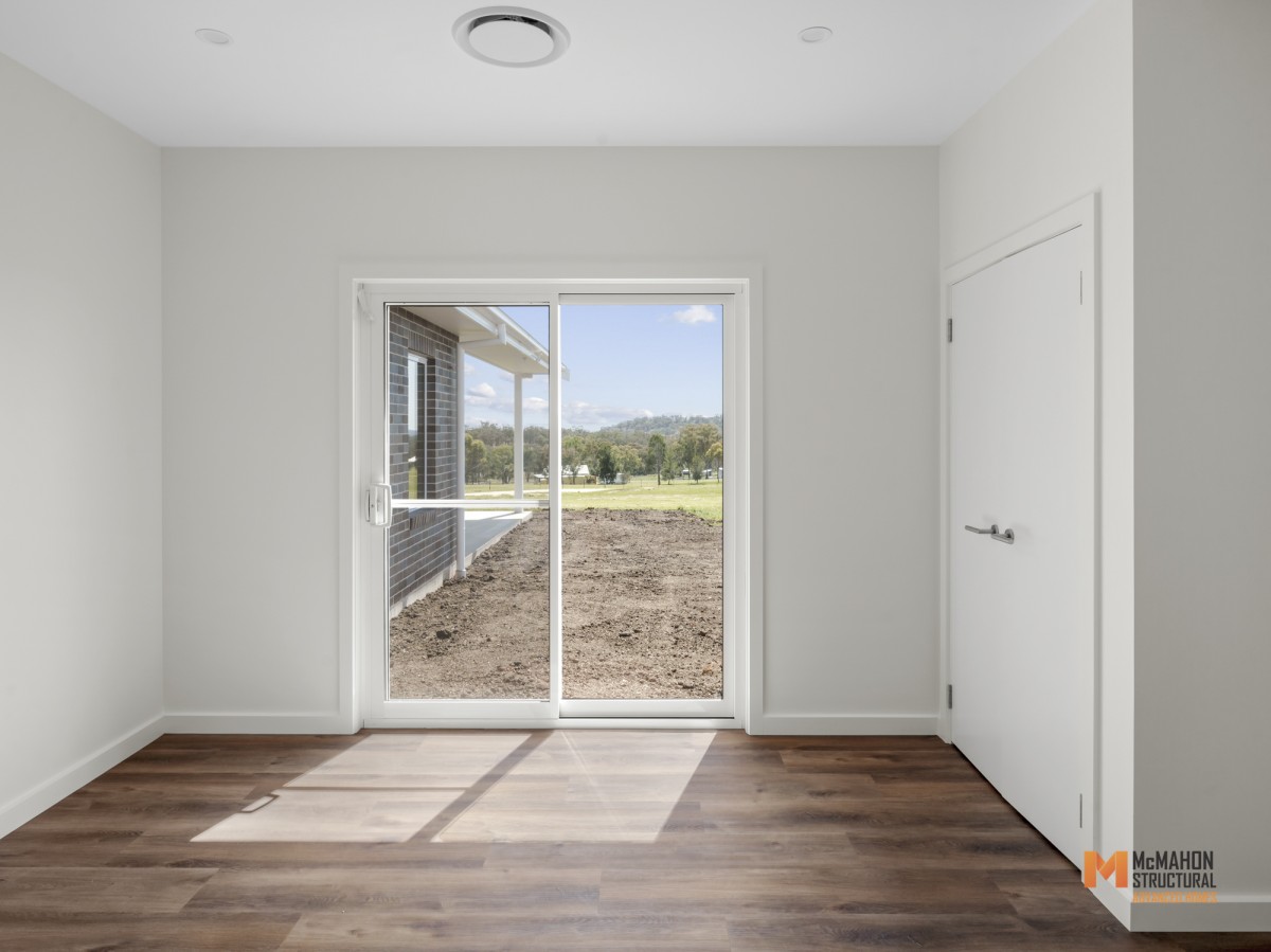 Roscrea Lane, Inverell NSW 