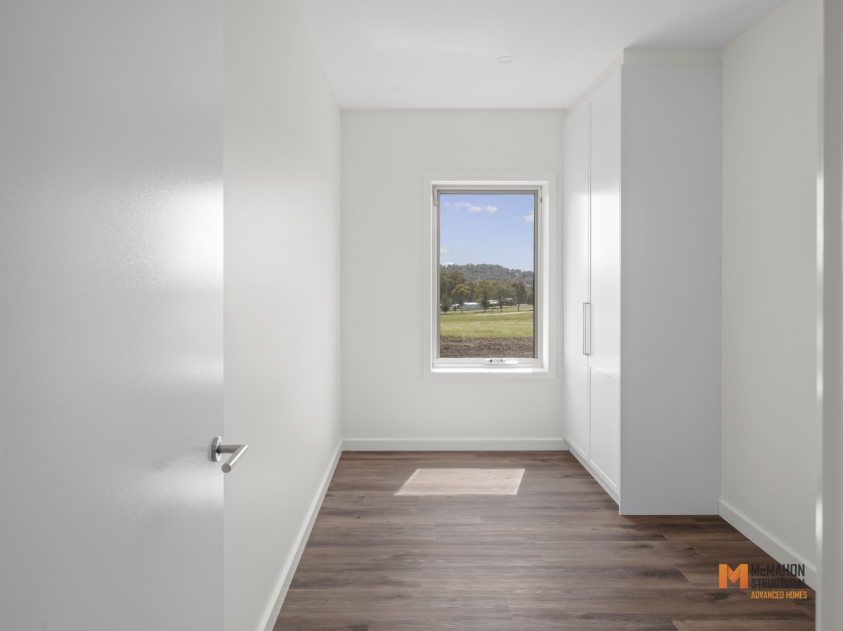 Roscrea Lane, Inverell NSW 