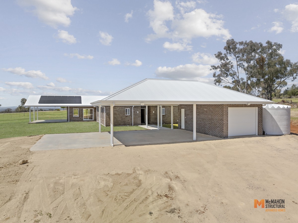 Roscrea Lane, Inverell NSW 