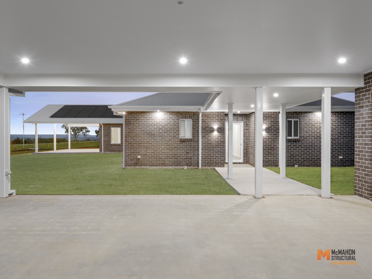 Roscrea Lane, Inverell NSW 