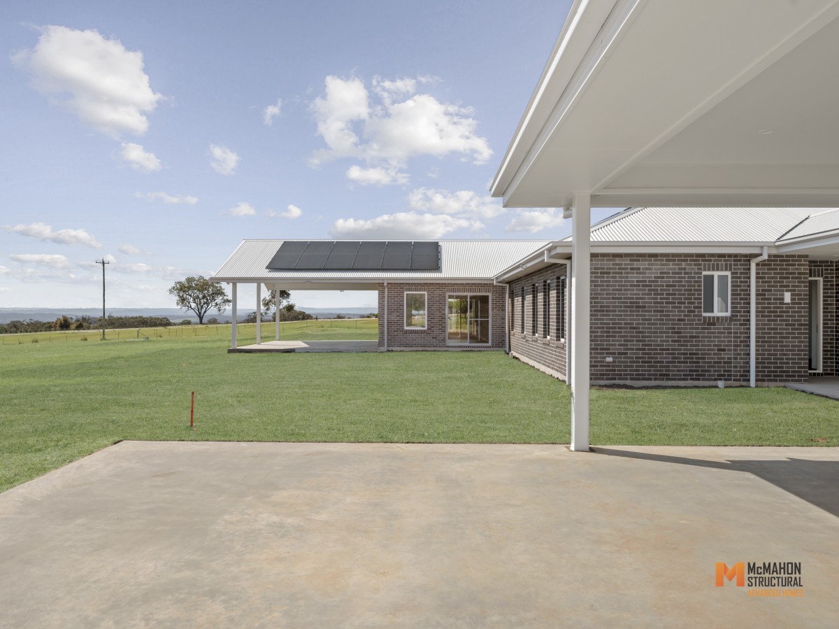 Roscrea Lane, Inverell NSW 
