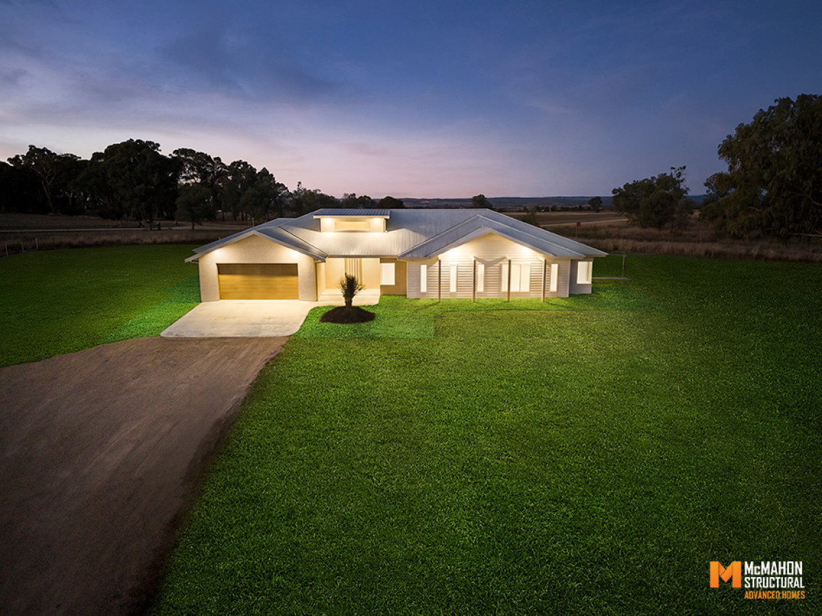 ALTITUDE - Flora Place, Runnymede Heights, Inverell